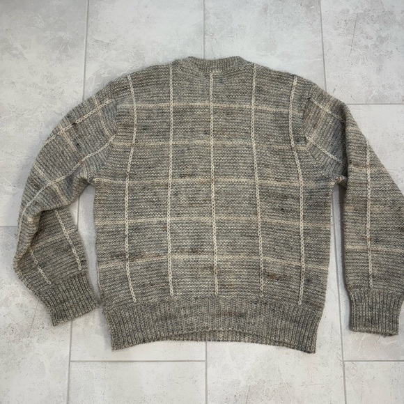 Pendleton Sweater - Picture 3 of 4